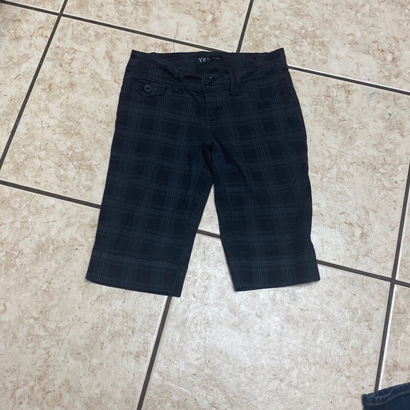 Cargo shorts - Picture 1 of 2